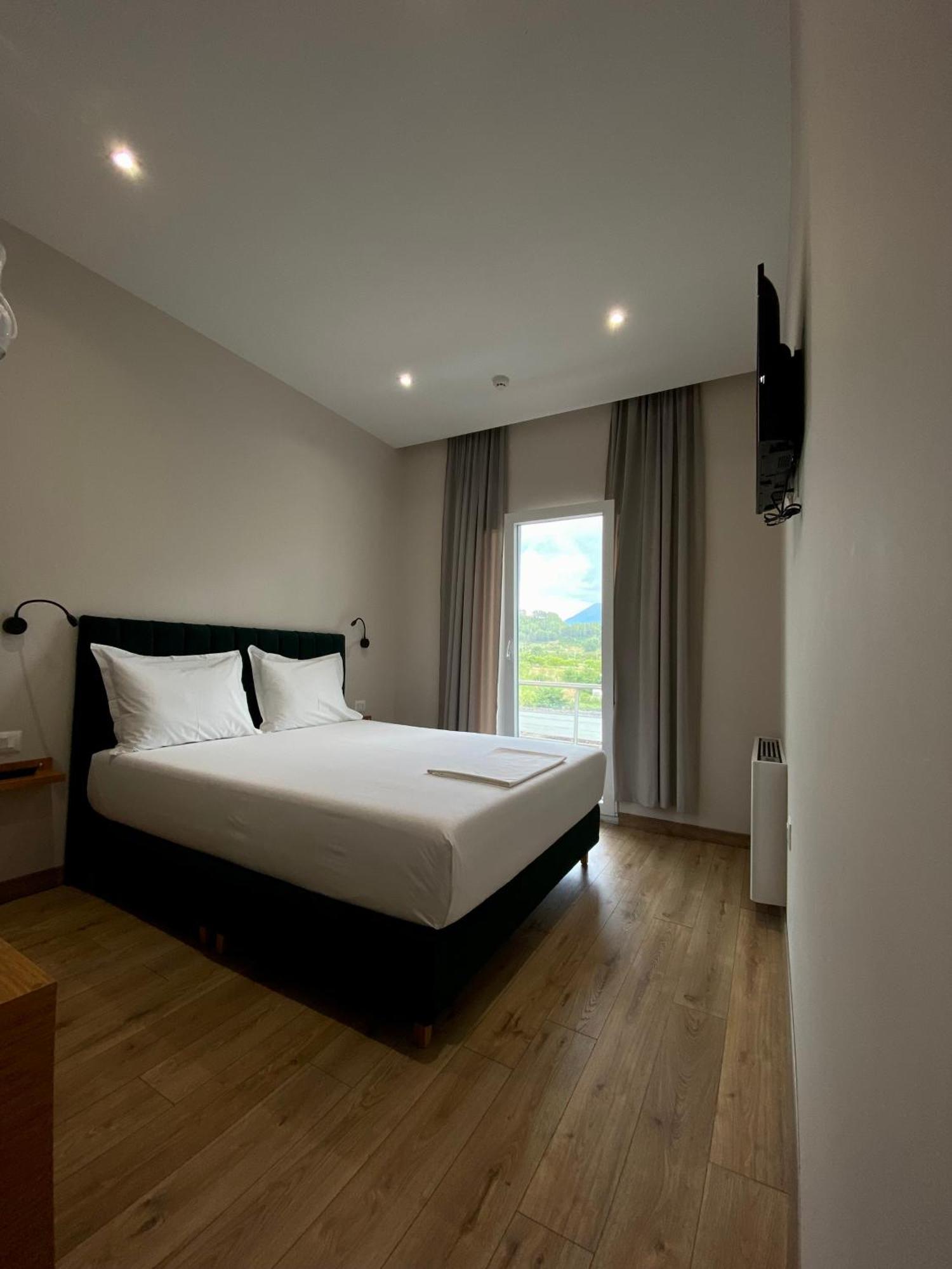 Merly Hotel เปอร์เมต ภายนอก รูปภาพ